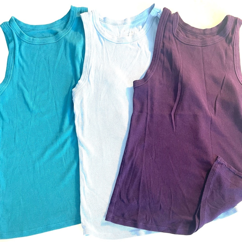 Bundle: a new day Bright  Ribbed Tank Top. M - Picture 2 of 8